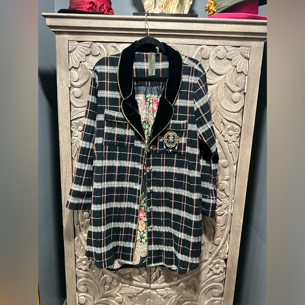 Arratta Jacket